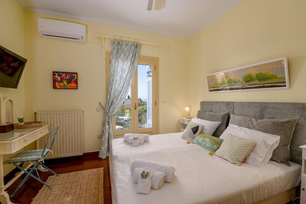 Elmar Villa Aegina